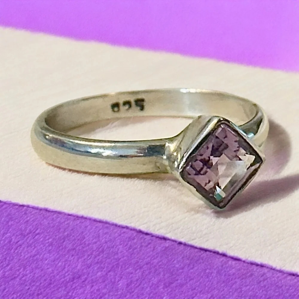 Amethyst Sterling Silver Ring (5)